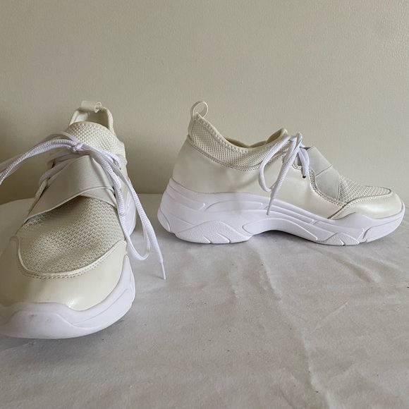 LIKE NEW! Forever 21 Sneakers - Picture 1 of 4